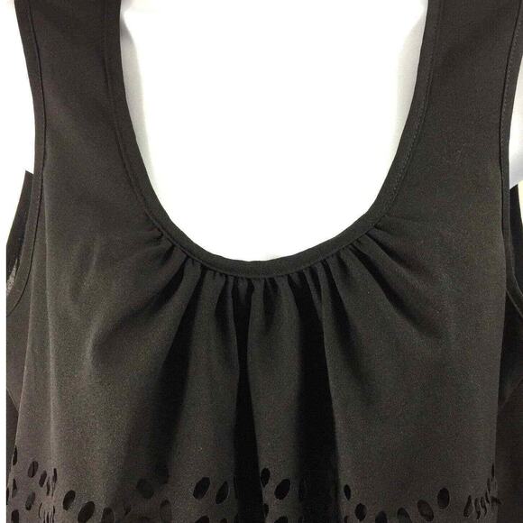 Womens Black Eyelet Scalloped Edge Top Size‎ Small Sleeveless Scoop Neck Blouse - Picture 2 of 6